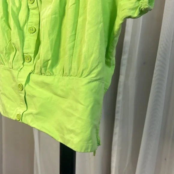 Crop Top - Picture 3 of 5